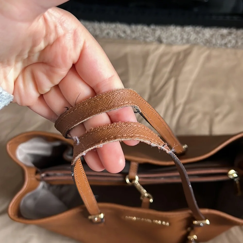 Michael Kors Purse - Picture 8 of 8